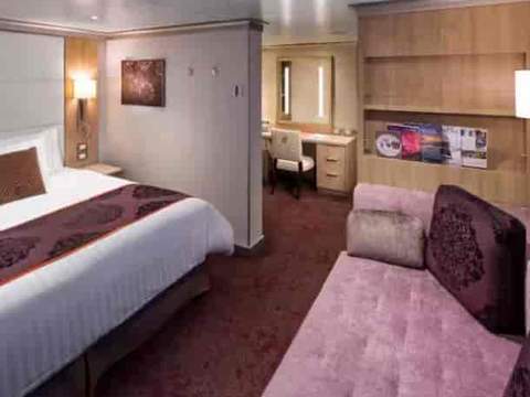 Holland America Signature Suite — suite