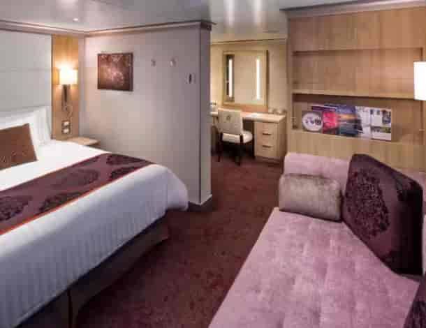 Holland America Signature Suite — suite