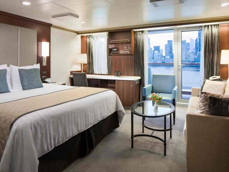 Holland America Signature Suite — suite