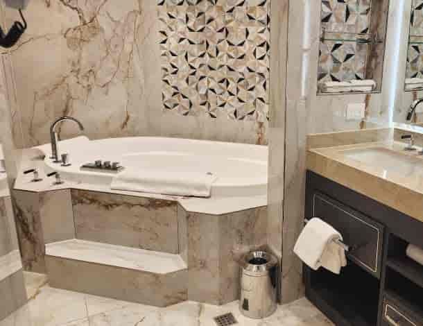 Holland America Pinnacle Suite — bathroom