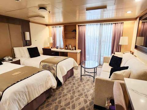 Holland America Signature Suite — suite