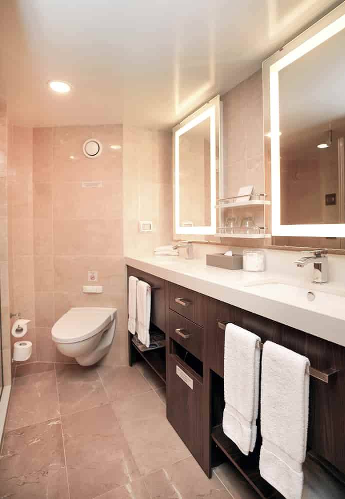 Holland America Signature Suite — bathroom