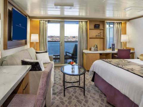 Holland America Signature Suite — suite Holland America Signature Suite — suite