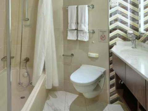 Holland America Signature Suite — bathroom Holland America Signature Suite — bathroom
