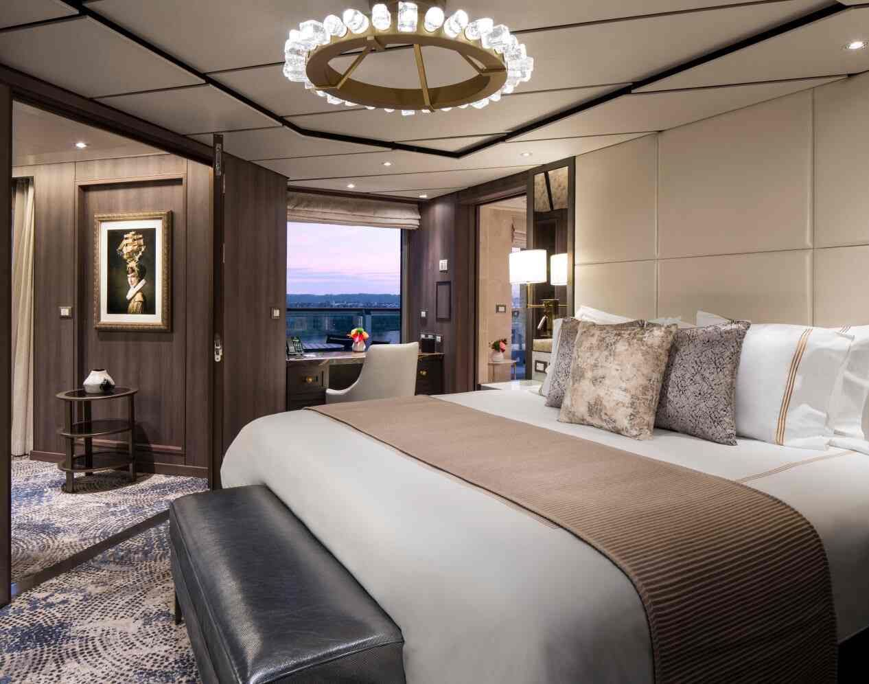 Holland America Pinnacle Suite — suite