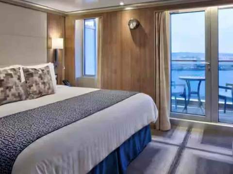 Holland America Signature Suite — suite