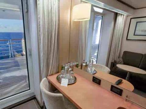 Holland America Lanai — sitting area
