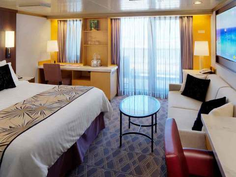 Holland America Signature Suite — suite