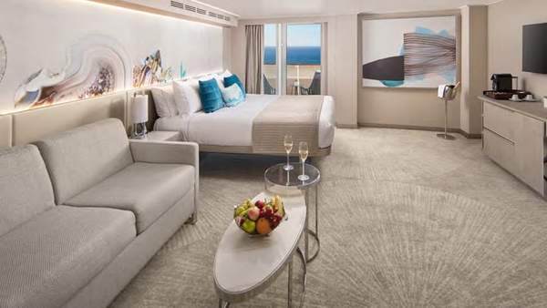 Norwegian Aura Forward-Facing Suite with Large Balcony (SL) cabin