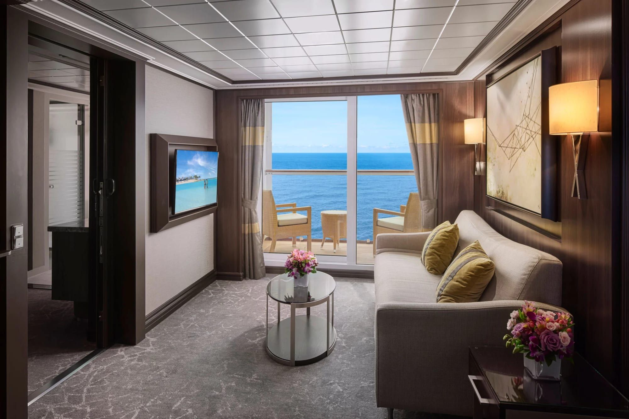 Norwegian Jewel 2-Bedroom Deluxe Family Suite with Balcony (S4) living area