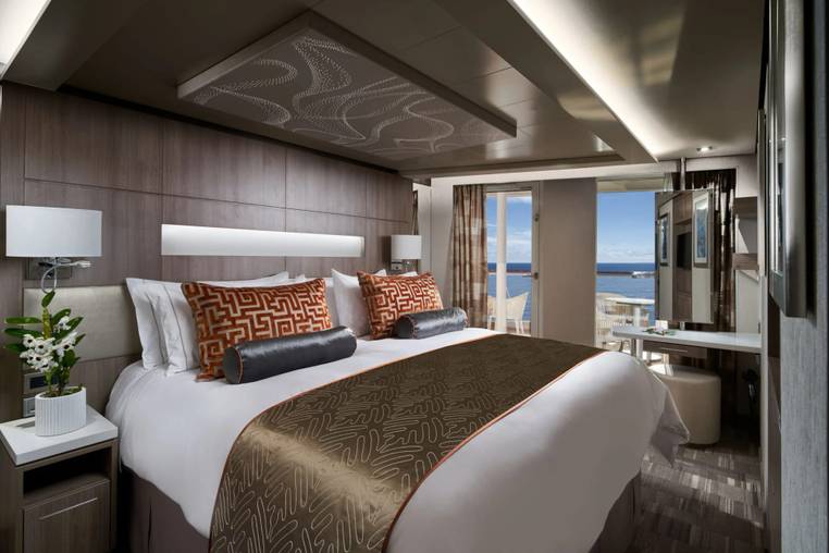 Norwegian Encore The Haven Aft-Facing Penthouse with Large Balcony (HB) bedroom