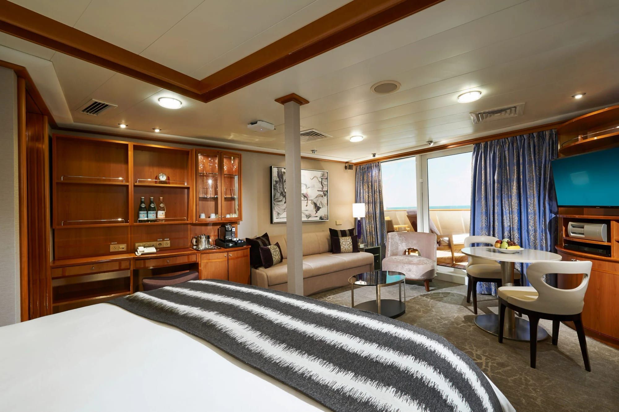 Norwegian Sun Penthouse with Balcony (SH) cabin