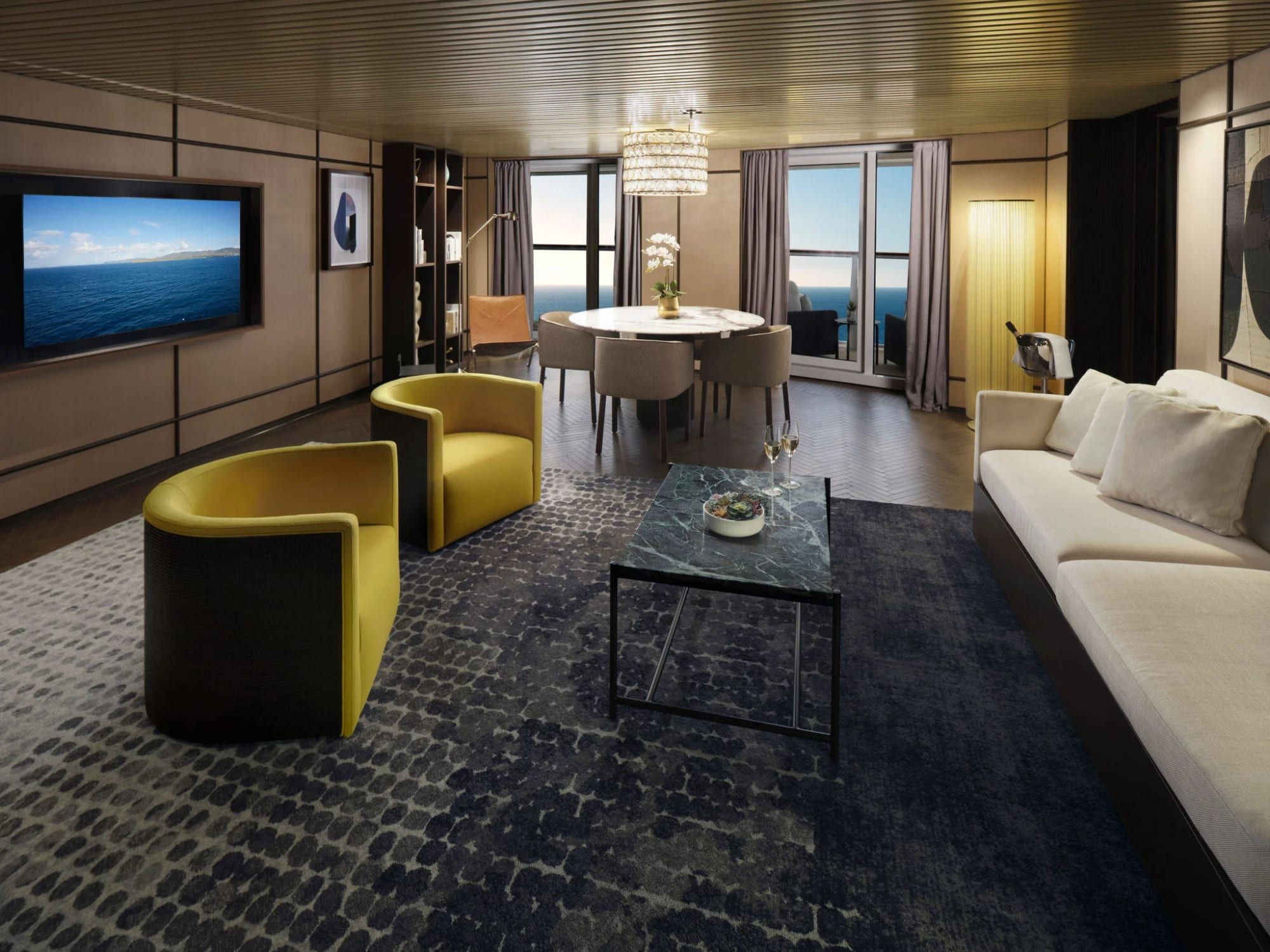 Norwegian Luna The Haven Deluxe Owner's Suite with Large Balcony (H3) living area