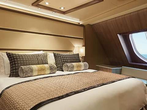 Sweeping views, superb service. Sweeping views, superb service.