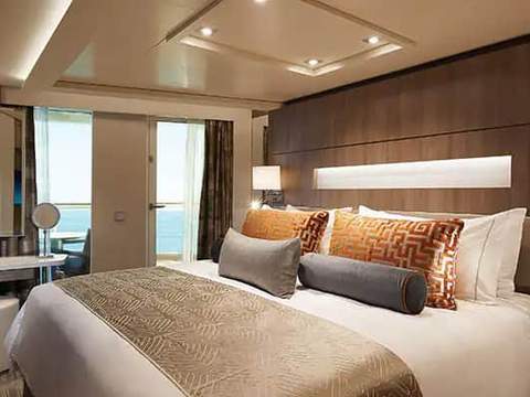 Sweeping views, superb service. Sweeping views, superb service.