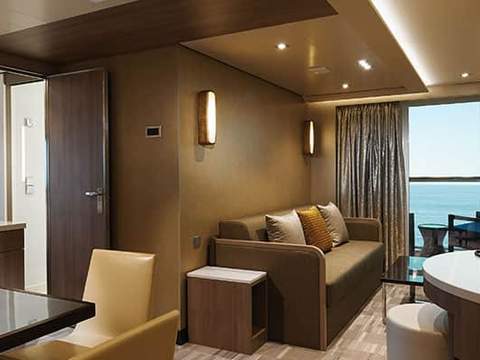 Sweeping views, superb service. Sweeping views, superb service.