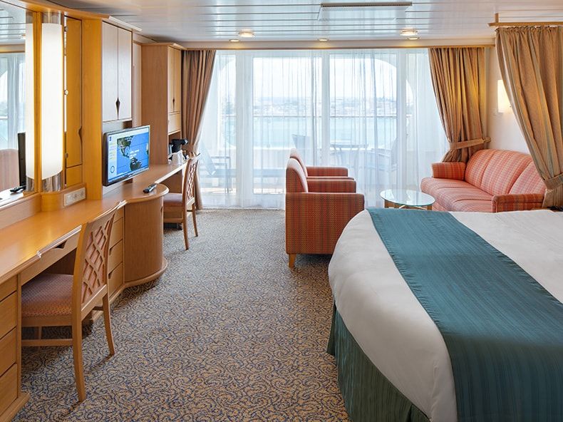Adventure of the Seas Junior Suite (J3) cabin, photo 1 of 5