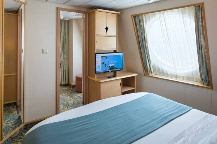 Adventure of the Seas Ultra Spacious Ocean View (1K) cabin, photo 4 of 5