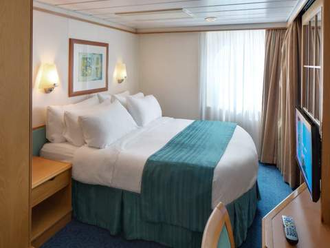 Adventure of the Seas Grand Suite - 2 Bedroom (GT) bedroom, photo 4 of 4 Adventure of the Seas Grand Suite - 2 Bedroom (GT) bedroom, photo 4 of 4