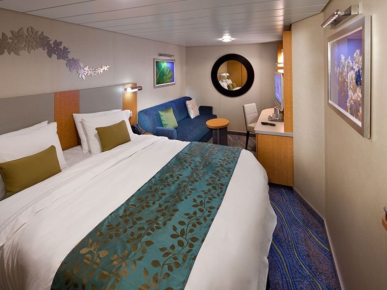 Allure of the Seas Interior (4V) cabin, photo 1 of 2