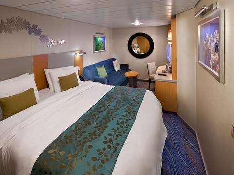 Allure of the Seas Interior (4V) cabin, photo 1 of 2