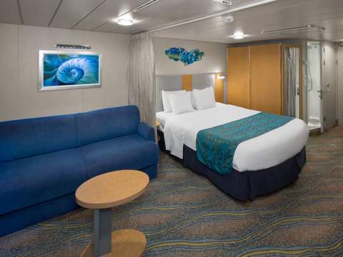 Allure of the Seas Spacious Interior (1R) cabin, photo 3 of 3 Allure of the Seas Spacious Interior (1R) cabin, photo 3 of 3