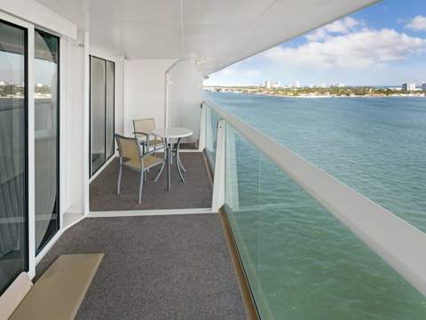 Allure of the Seas Junior Suite - Accessible (J3) balcony