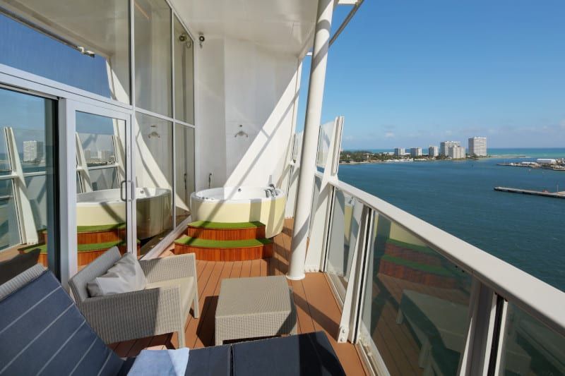 Allure of the Seas Owner's Panoramic Suite - 1 Bedroom (OP) balcony, photo 1 of 2