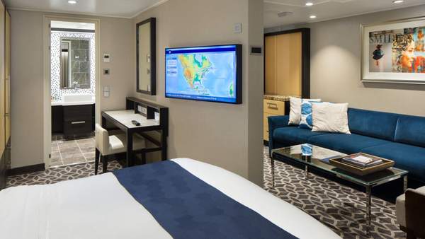 Anthem of the Seas Grand Suite - 1 Bedroom (GS) bedroom, photo 1 of 3