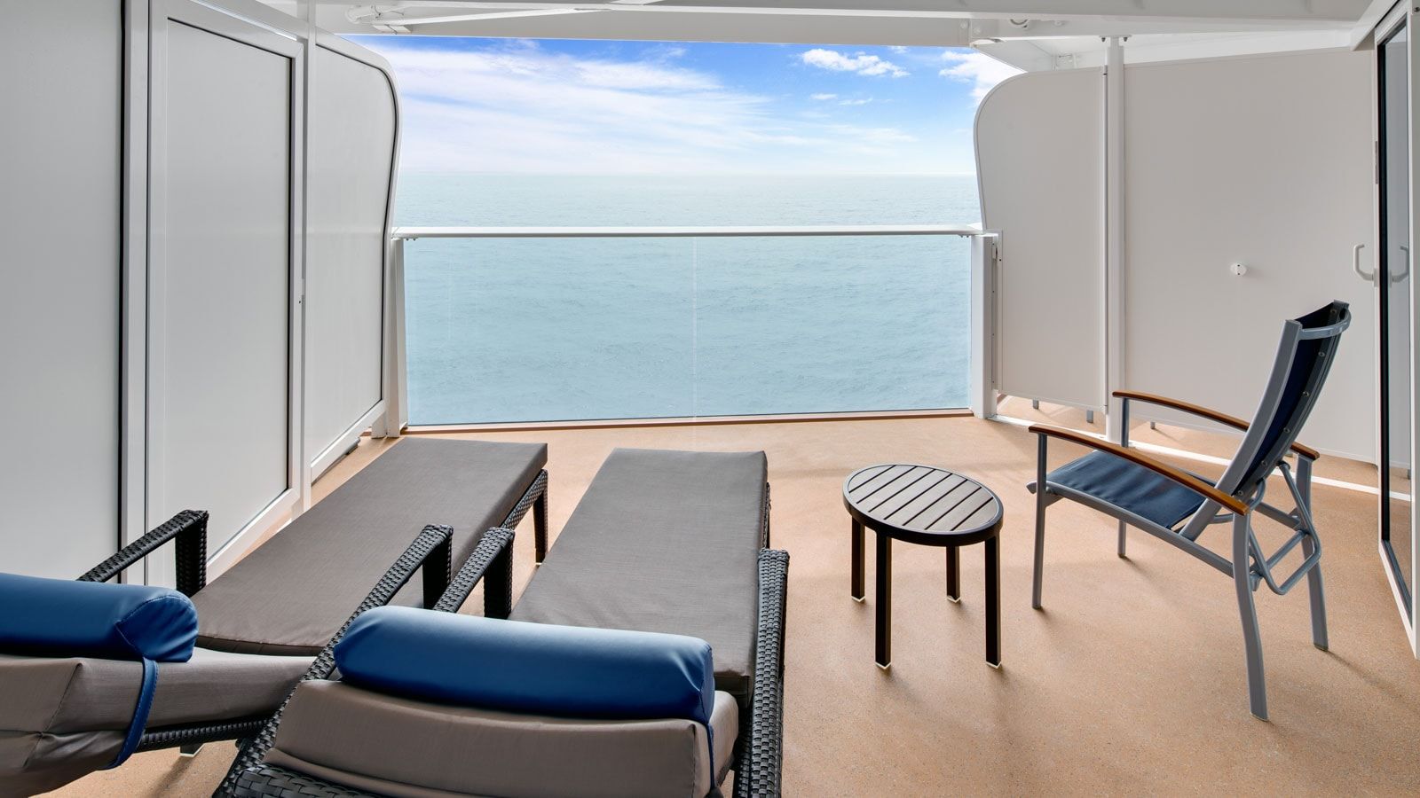 Anthem of the Seas Junior Suite with Large Balcony (J1) balcony