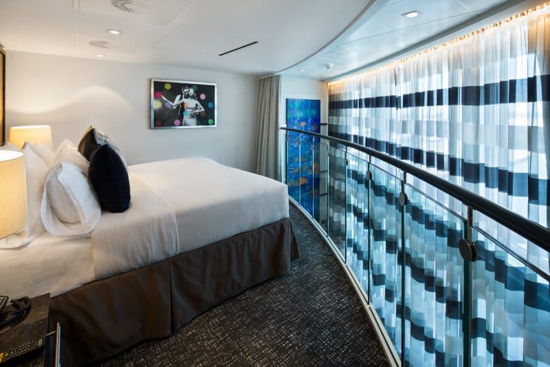 Anthem of the Seas Grand Loft Suite (GL) bedroom, photo 5 of 6