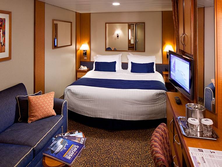 Brilliance of the Seas Studio Interior (2W) cabin, photo 1 of 2