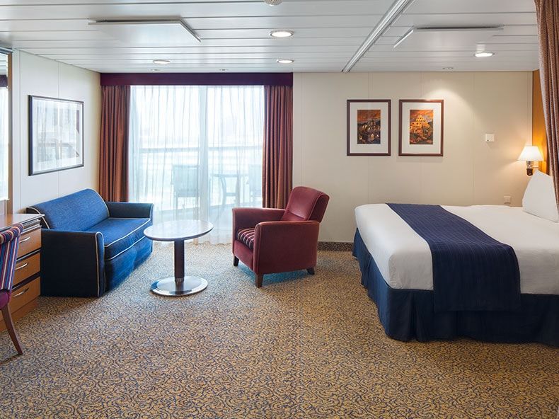Brilliance of the Seas Junior Suite (J3) cabin, photo 1 of 6