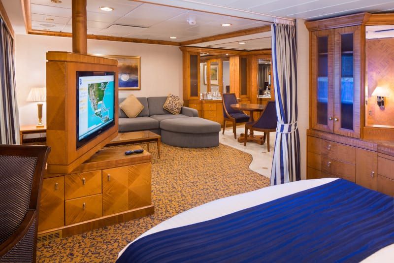 Brilliance of the Seas Owner's Suite - 1 Bedroom (OS) living area, photo 4 of 5