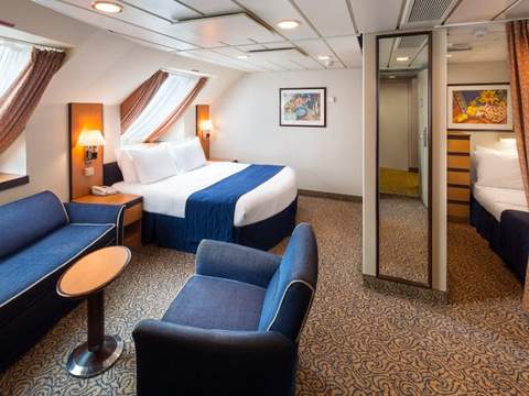 Brilliance of the Seas Ultra Spacious Ocean View (1K) cabin, photo 3 of 5