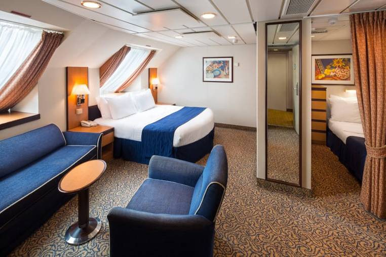 Brilliance of the Seas Ultra Spacious Ocean View (1K) cabin, photo 3 of 5