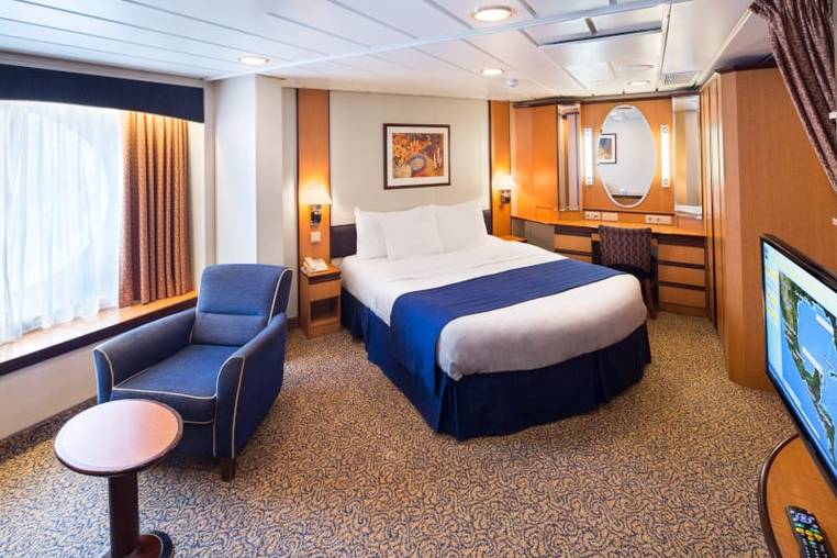 Brilliance of the Seas Ultra Spacious Ocean View (1K) cabin, photo 4 of 5