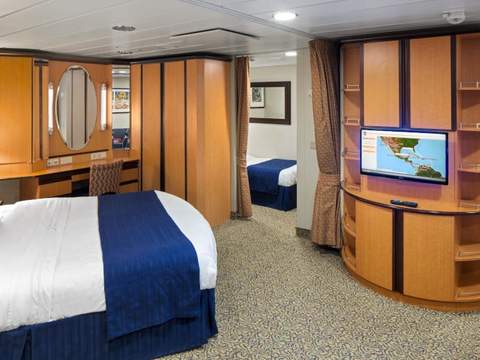 Brilliance of the Seas Ultra Spacious Ocean View (1K) cabin, photo 5 of 5