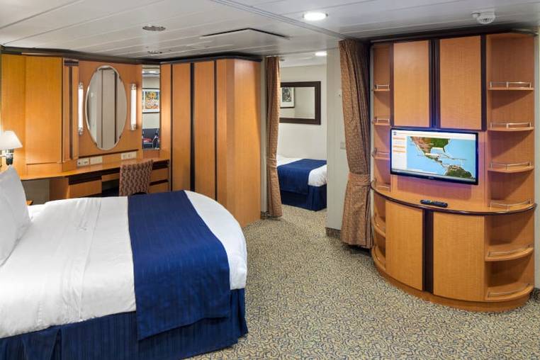 Brilliance of the Seas Ultra Spacious Ocean View (1K) cabin, photo 5 of 5