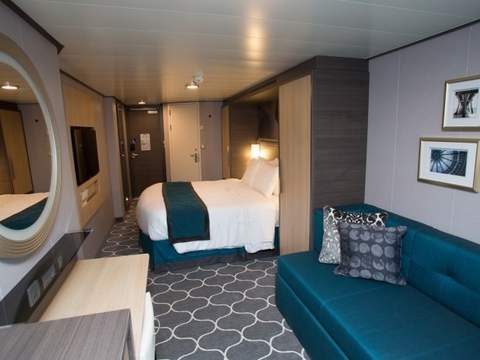 Oasis of the Seas Boardwalk View Balcony (1I) cabin, photo 3 of 3