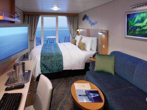 Icon of the Seas Ocean View Balcony (D1) cabin, photo 3 of 5 Icon of the Seas Ocean View Balcony (D1) cabin, photo 3 of 5