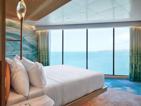 Utopia of the Seas Solarium Suite (SO) bedroom