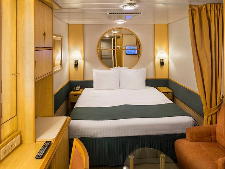Enchantment of the Seas Interior (3V) cabin, photo 1 of 2