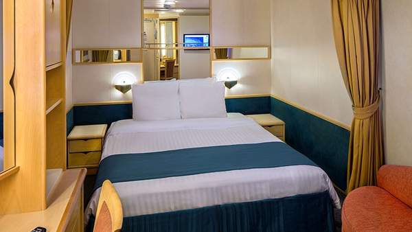 Enchantment of the Seas Connecting Interior (CI) cabin, photo 1 of 2