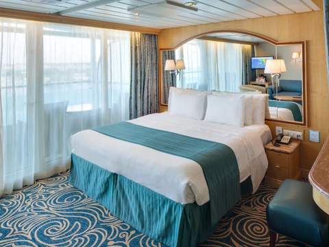 Enchantment of the Seas Grand Suite - 1 Bedroom (GS) bedroom, photo 3 of 3