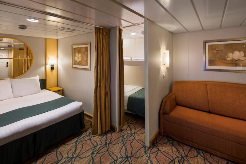 Enchantment of the Seas Spacious Interior (1R) cabin, photo 3 of 4