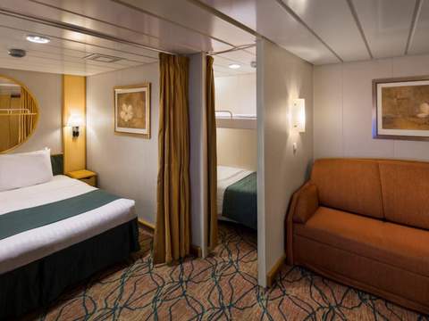 Enchantment of the Seas Spacious Interior (1R) cabin, photo 3 of 4
