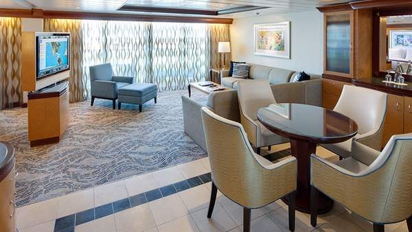 Explorer of the Seas Owner's Suite - 1 bedroom (OS) dining area Explorer of the Seas Owner's Suite - 1 bedroom (OS) dining area
