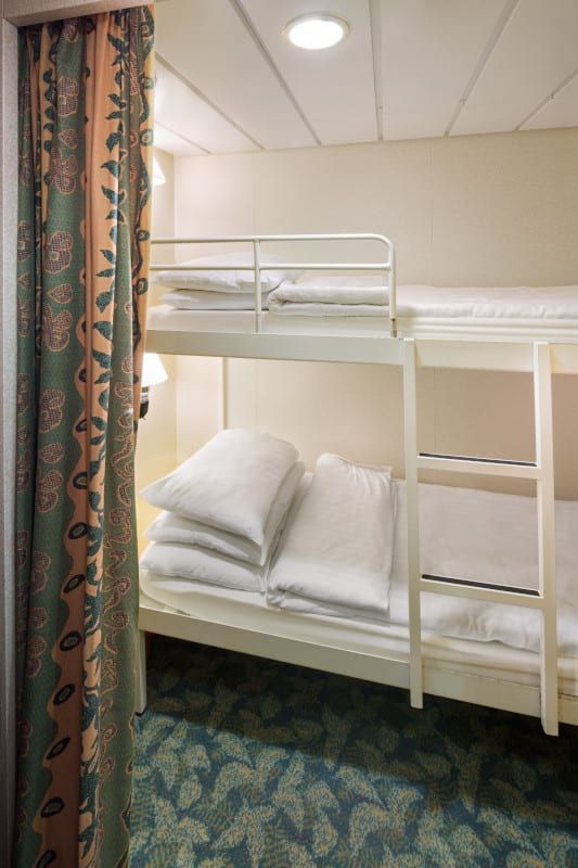 Freedom of the Seas Ultra Spacious Ocean View (1K) cabin, photo 4 of 4
