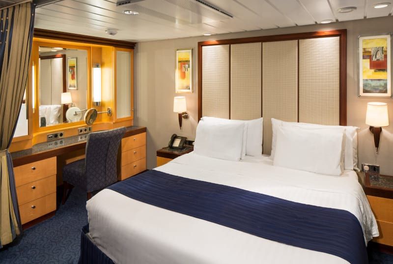 Freedom of the Seas Grand Suite - 1 Bedroom (GS) bedroom, photo 3 of 3